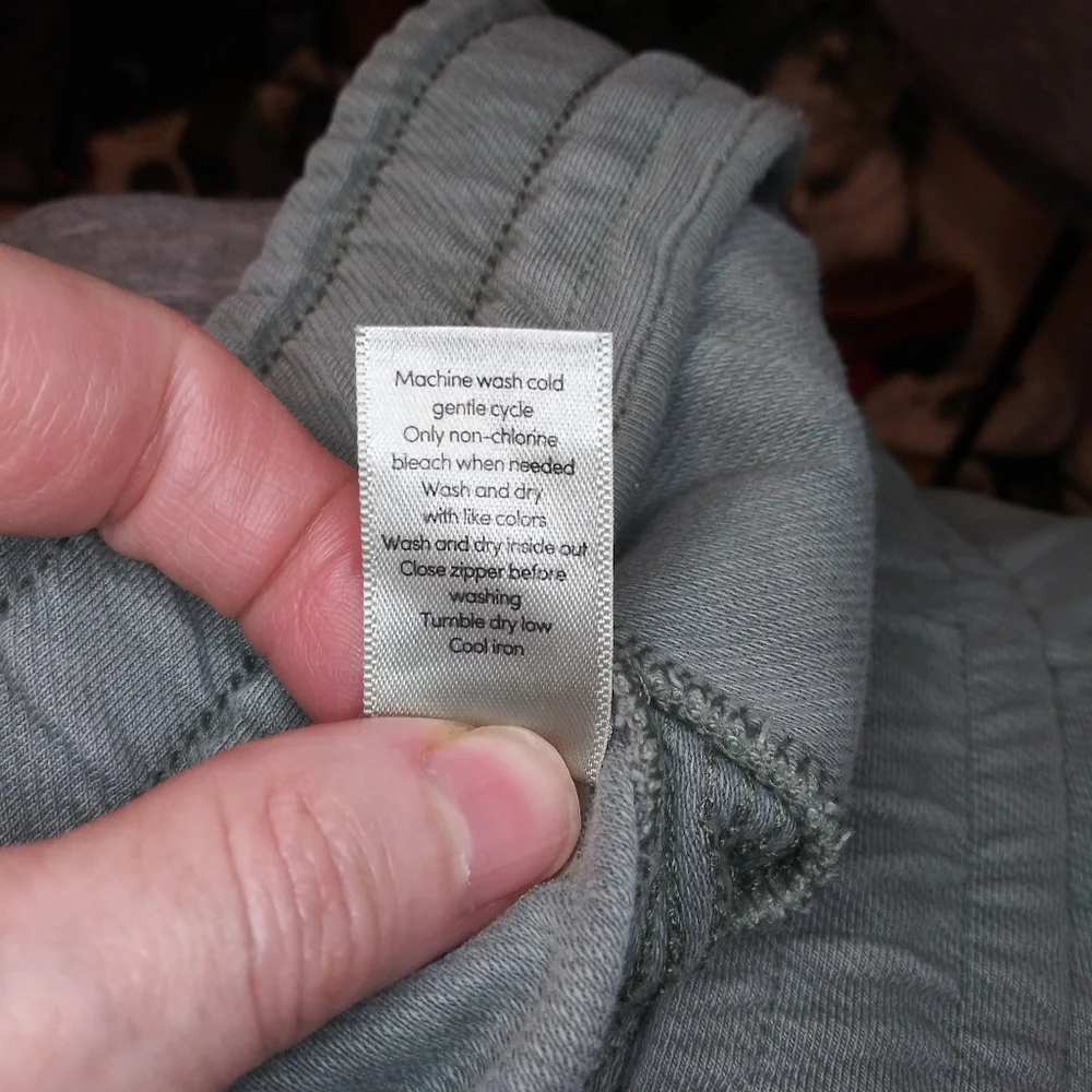 Athleta Light Olive Twill Farallon Skirt - Picture 6 of 7